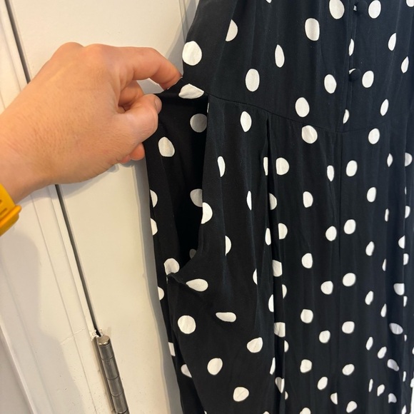 J. Crew Black And White Polka Dot Wide Leg Jumpsuit Size 8T Soft Flowy Comfy - Picture 7 of 9